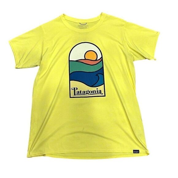 Patagonia Women's Graphic T-Shirt Yellow Size L UPF 50+ Stretch - Picture 1 of 4